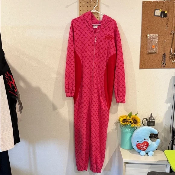 Yitty - Picture 1 of 3